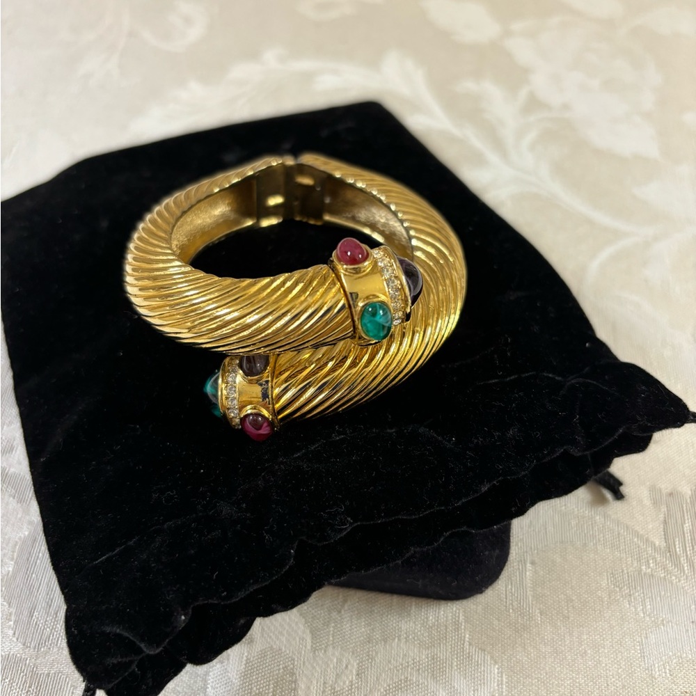 🆕 Givenchy Cable Renaissance stone Bangle